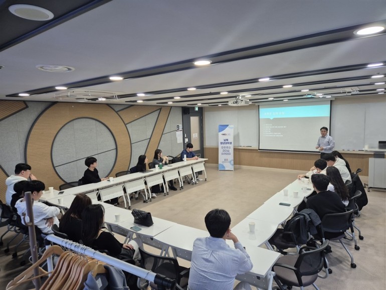 56934c7fe93dd1638e4bdbe4445bf52e_1735011